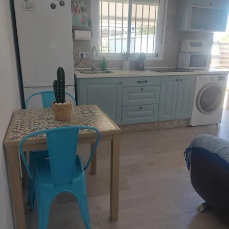 La Casita De Valeria * El Palmar (Andalucia)